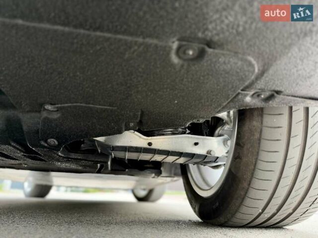 Синий Ауди E-Tron, объемом двигателя 0 л и пробегом 112 тыс. км за 36900 $, фото 52 на Automoto.ua