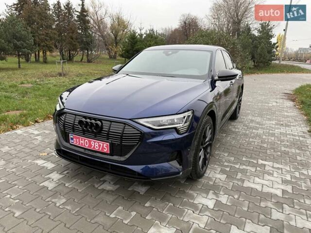 Синій Ауді E-Tron, об'ємом двигуна 0 л та пробігом 60 тис. км за 47800 $, фото 18 на Automoto.ua
