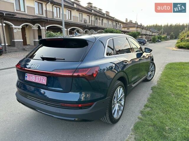Синий Ауди E-Tron, объемом двигателя 0 л и пробегом 18 тыс. км за 34573 $, фото 27 на Automoto.ua