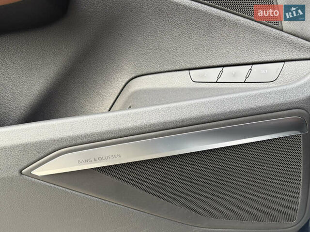 Синий Ауди E-Tron, объемом двигателя 0 л и пробегом 99 тыс. км за 39500 $, фото 55 на Automoto.ua