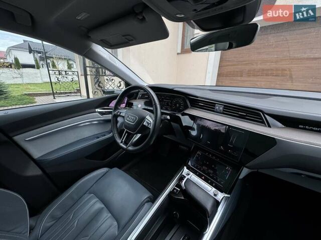 Синий Ауди E-Tron, объемом двигателя 0 л и пробегом 38 тыс. км за 44900 $, фото 9 на Automoto.ua