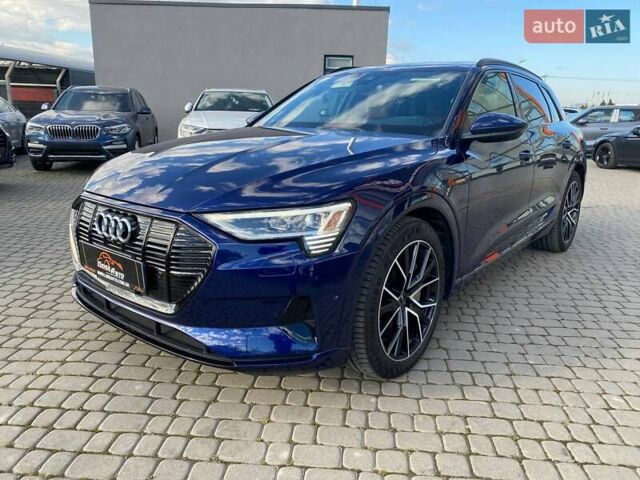 Синий Ауди E-Tron, объемом двигателя 0 л и пробегом 55 тыс. км за 35900 $, фото 2 на Automoto.ua