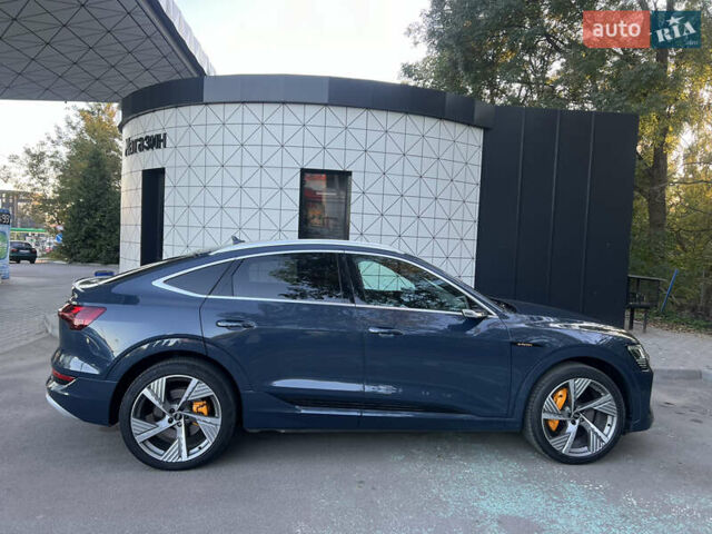 Синий Ауди E-Tron, объемом двигателя 0 л и пробегом 50 тыс. км за 45000 $, фото 19 на Automoto.ua