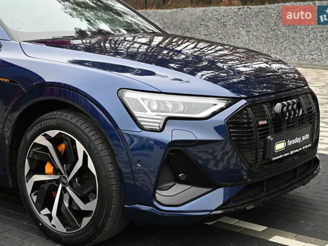 Синий Ауди E-Tron, объемом двигателя 0 л и пробегом 17 тыс. км за 50190 $, фото 8 на Automoto.ua