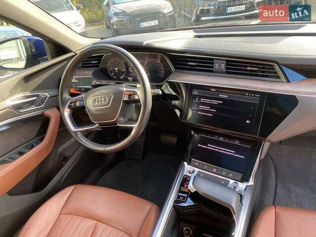 Синий Ауди E-Tron, объемом двигателя 0 л и пробегом 55 тыс. км за 34400 $, фото 9 на Automoto.ua