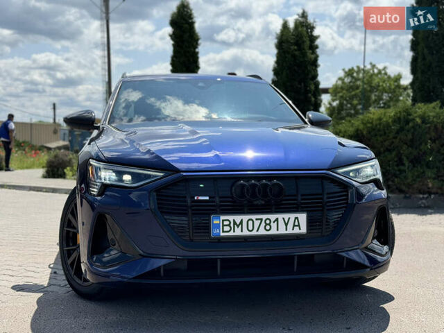 Синий Ауди E-Tron, объемом двигателя 0 л и пробегом 34 тыс. км за 37000 $, фото 1 на Automoto.ua