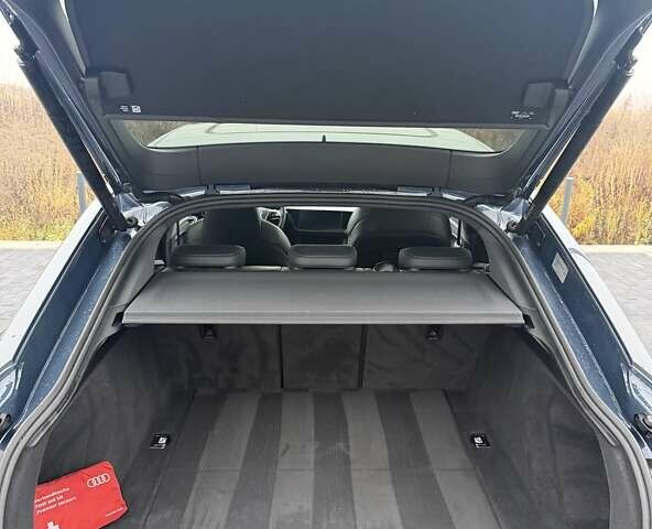 Синій Ауді E-Tron, об'ємом двигуна 0 л та пробігом 64 тис. км за 41900 $, фото 79 на Automoto.ua
