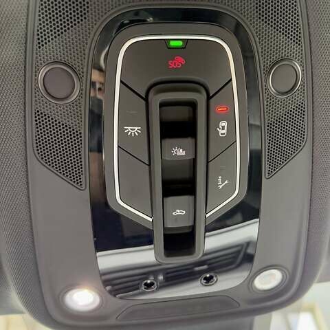 Синий Ауди E-Tron, объемом двигателя 0 л и пробегом 112 тыс. км за 36900 $, фото 107 на Automoto.ua