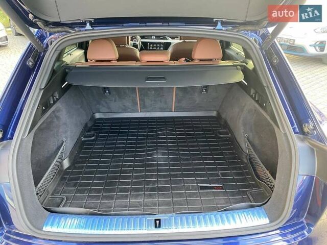 Синий Ауди E-Tron, объемом двигателя 0 л и пробегом 55 тыс. км за 35900 $, фото 25 на Automoto.ua