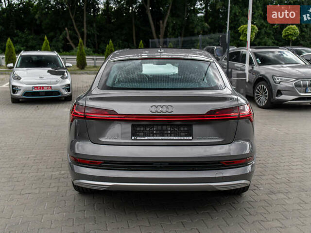 Синий Ауди E-Tron, объемом двигателя 0 л и пробегом 85 тыс. км за 37990 $, фото 4 на Automoto.ua