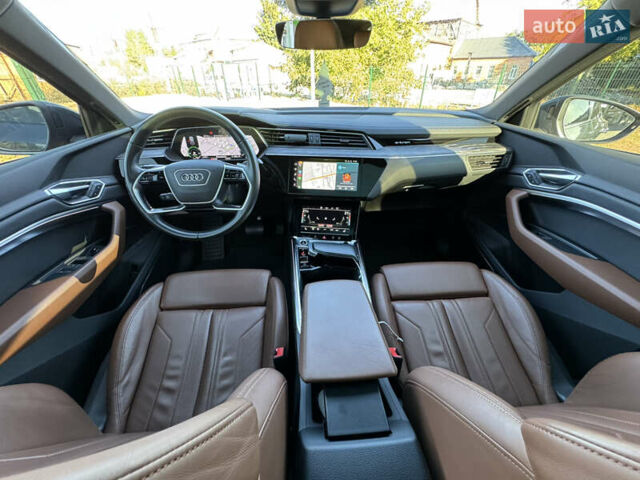 Синий Ауди E-Tron, объемом двигателя 0 л и пробегом 76 тыс. км за 36500 $, фото 13 на Automoto.ua