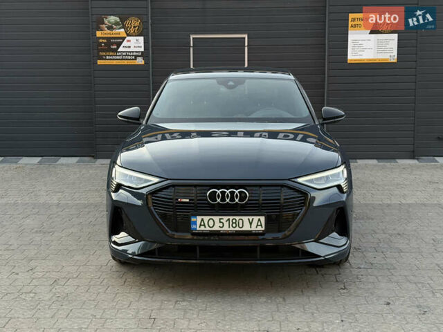 Синий Ауди E-Tron, объемом двигателя 0 л и пробегом 24 тыс. км за 45668 $, фото 2 на Automoto.ua