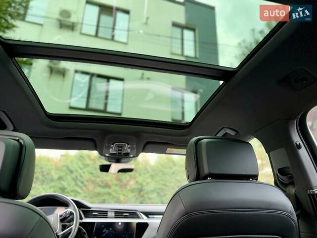 Синий Ауди E-Tron, объемом двигателя 0 л и пробегом 112 тыс. км за 36900 $, фото 112 на Automoto.ua