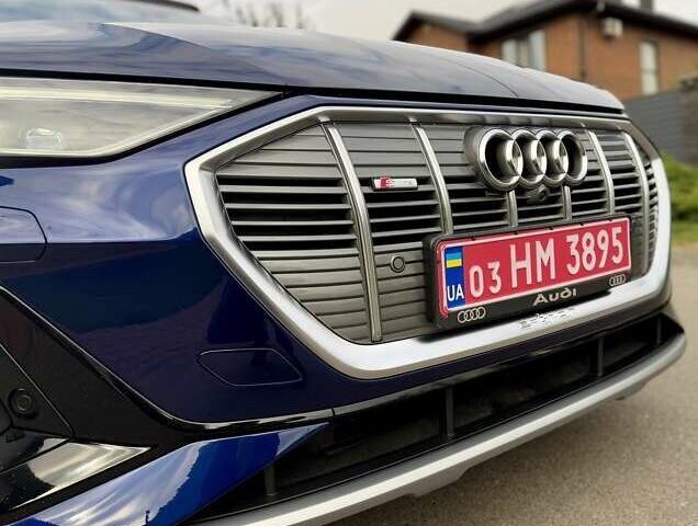 Синий Ауди E-Tron, объемом двигателя 0 л и пробегом 112 тыс. км за 36900 $, фото 33 на Automoto.ua