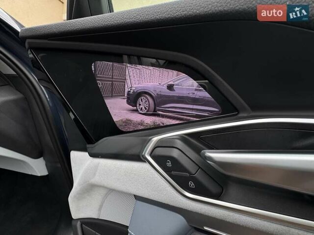 Синий Ауди E-Tron, объемом двигателя 0 л и пробегом 38 тыс. км за 44900 $, фото 24 на Automoto.ua