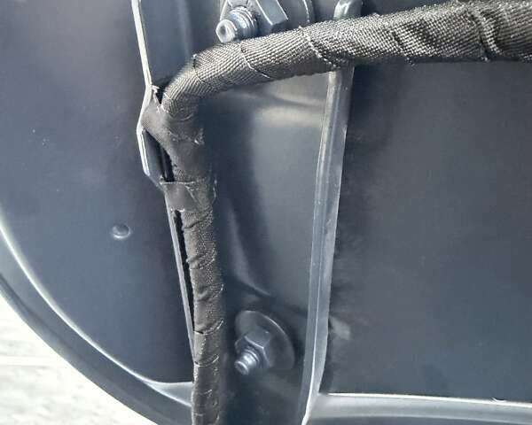 Синій Ауді E-Tron, об'ємом двигуна 0 л та пробігом 64 тис. км за 41900 $, фото 86 на Automoto.ua