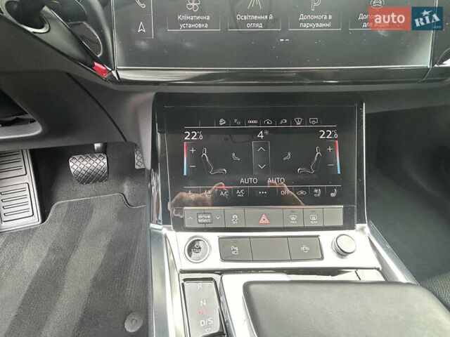 Синий Ауди E-Tron, объемом двигателя 0 л и пробегом 16 тыс. км за 41908 $, фото 22 на Automoto.ua