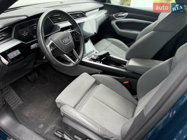 Синій Ауді E-Tron, об'ємом двигуна 0 л та пробігом 50 тис. км за 37900 $, фото 46 на Automoto.ua