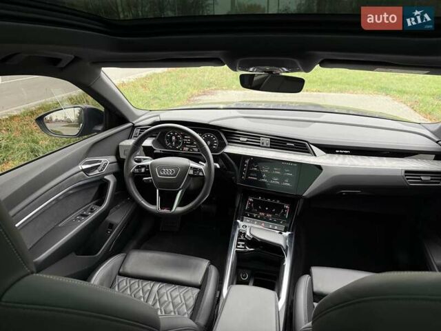 Синій Ауді E-Tron, об'ємом двигуна 0 л та пробігом 60 тис. км за 47800 $, фото 27 на Automoto.ua