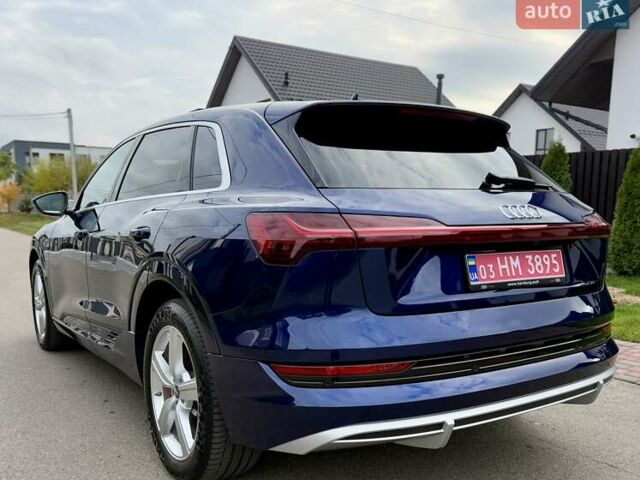 Синий Ауди E-Tron, объемом двигателя 0 л и пробегом 112 тыс. км за 36900 $, фото 2 на Automoto.ua
