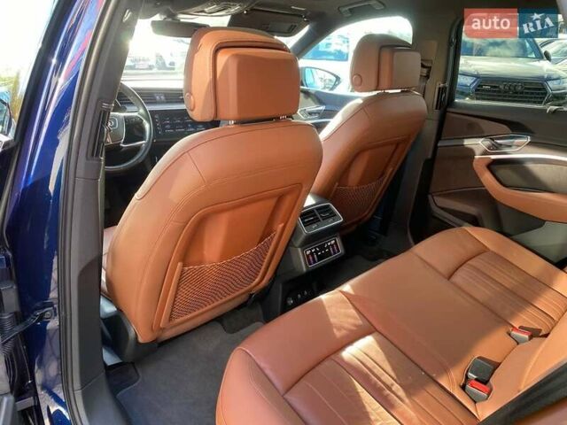 Синий Ауди E-Tron, объемом двигателя 0 л и пробегом 55 тыс. км за 34400 $, фото 19 на Automoto.ua