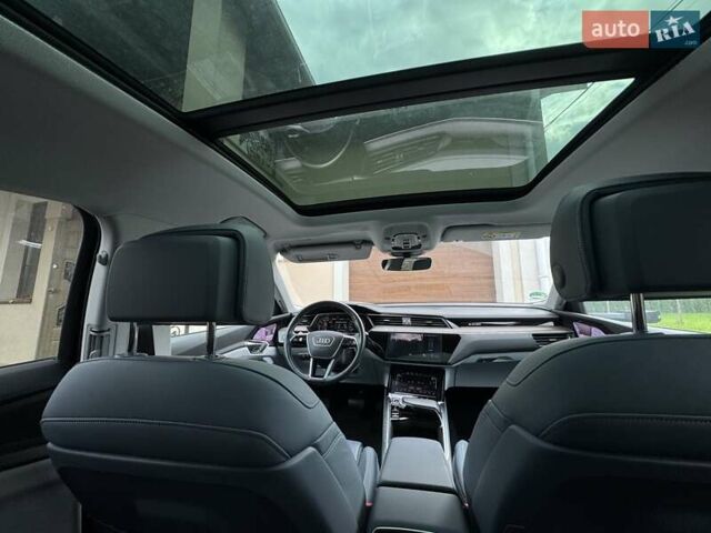Синий Ауди E-Tron, объемом двигателя 0 л и пробегом 38 тыс. км за 44900 $, фото 13 на Automoto.ua