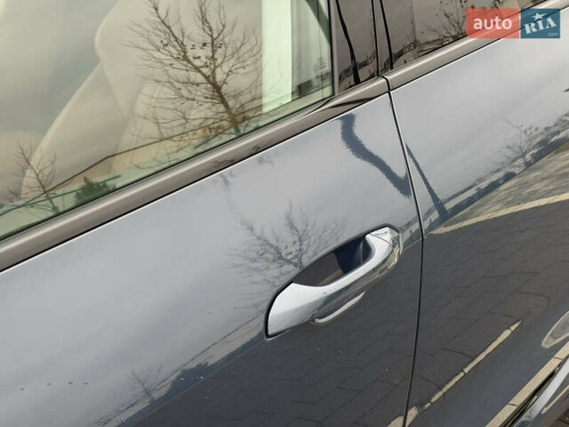 Синий Ауди E-Tron, объемом двигателя 0 л и пробегом 99 тыс. км за 39500 $, фото 15 на Automoto.ua