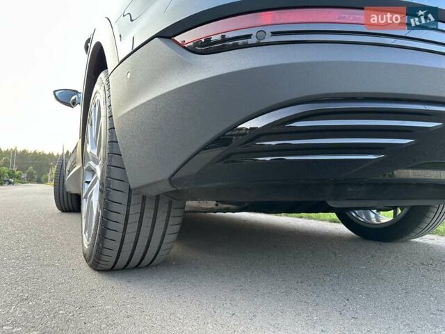 Синий Ауди E-Tron, объемом двигателя 0 л и пробегом 18 тыс. км за 34573 $, фото 16 на Automoto.ua