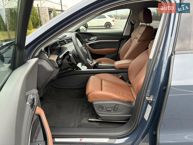 Синий Ауди E-Tron, объемом двигателя 0 л и пробегом 99 тыс. км за 39500 $, фото 22 на Automoto.ua