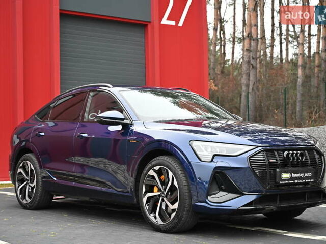 Синий Ауди E-Tron, объемом двигателя 0 л и пробегом 17 тыс. км за 50190 $, фото 9 на Automoto.ua
