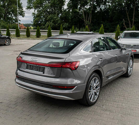 Синий Ауди E-Tron, объемом двигателя 0 л и пробегом 85 тыс. км за 37990 $, фото 3 на Automoto.ua