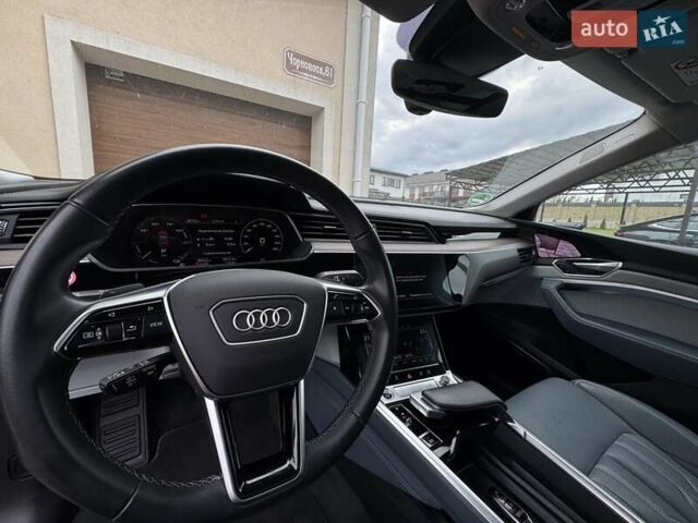 Синий Ауди E-Tron, объемом двигателя 0 л и пробегом 38 тыс. км за 44900 $, фото 7 на Automoto.ua
