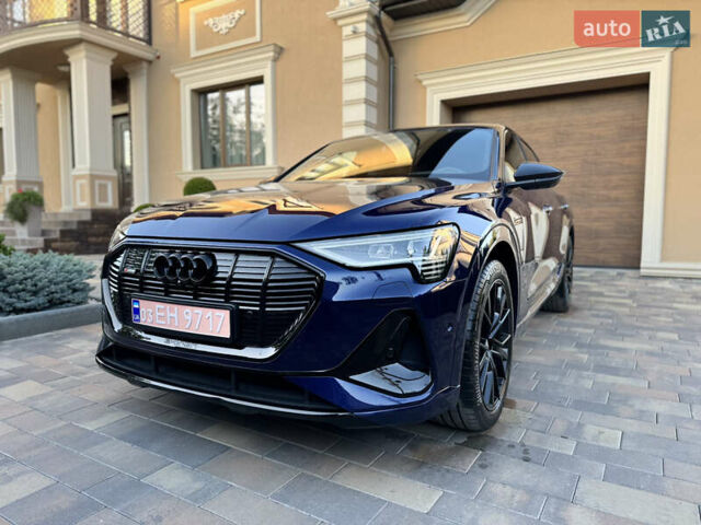 Ауди E-Tron 2022 в Черновцах на Automoto.ua Синий Ауди E-Tron, объемом двигателя 0 л и пробегом 52 тыс. км за 39500 $, фото 3 на Automoto.ua