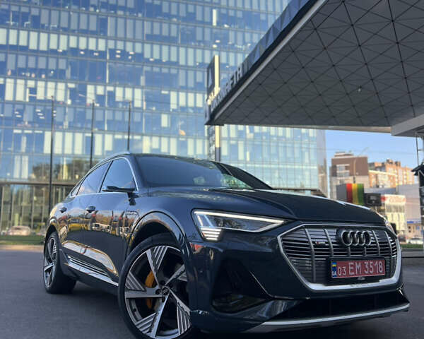 Синий Ауди E-Tron, объемом двигателя 0 л и пробегом 50 тыс. км за 45000 $, фото 2 на Automoto.ua