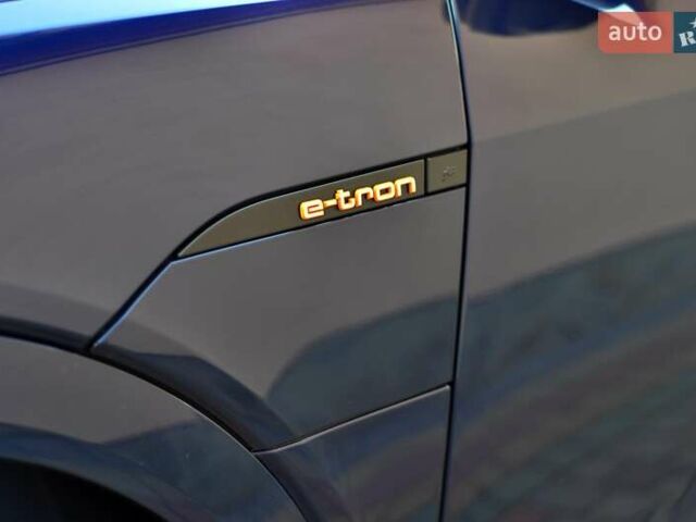 Синий Ауди E-Tron, объемом двигателя 0 л и пробегом 41 тыс. км за 36000 $, фото 25 на Automoto.ua