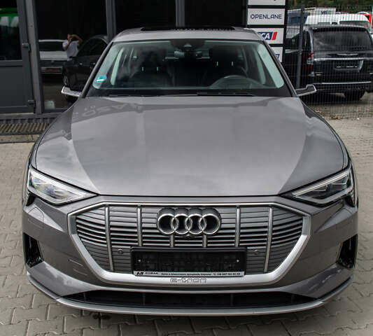 Синий Ауди E-Tron, объемом двигателя 0 л и пробегом 85 тыс. км за 37990 $, фото 36 на Automoto.ua