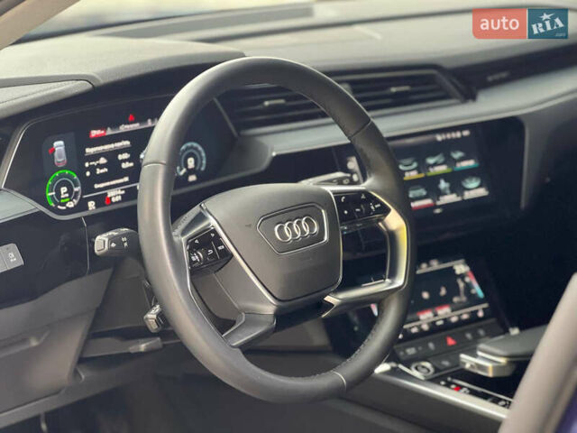 Синий Ауди E-Tron, объемом двигателя 0 л и пробегом 27 тыс. км за 42500 $, фото 24 на Automoto.ua