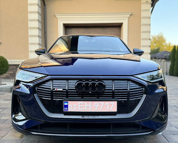 Ауди E-Tron 2022 в Черновцах на Automoto.ua Синий Ауди E-Tron, объемом двигателя 0 л и пробегом 52 тыс. км за 39500 $, фото 5 на Automoto.ua