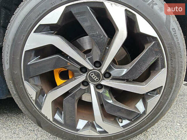 Синій Ауді E-Tron, об'ємом двигуна 0 л та пробігом 19 тис. км за 37999 $, фото 5 на Automoto.ua