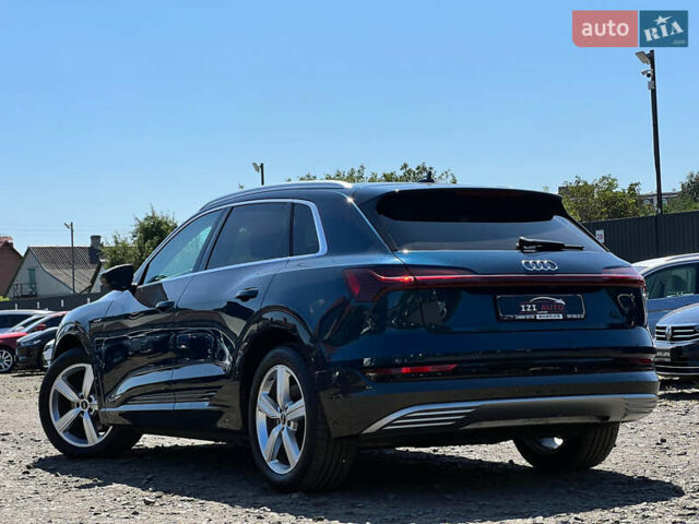 Синій Ауді E-Tron, об'ємом двигуна 0 л та пробігом 31 тис. км за 41870 $, фото 4 на Automoto.ua
