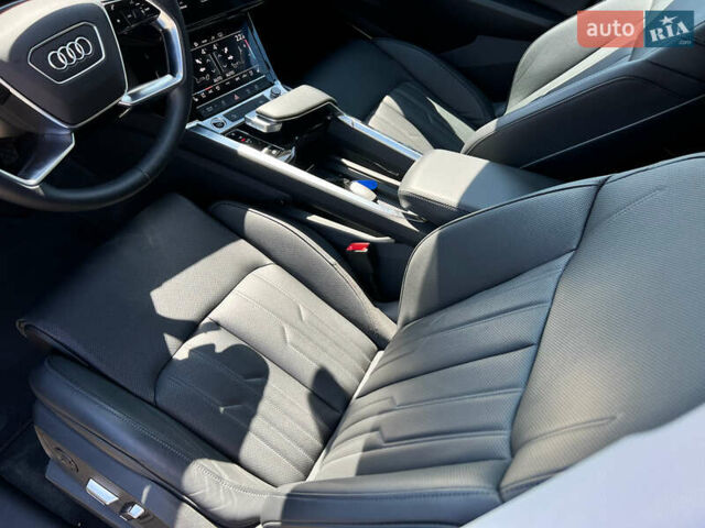 Синій Ауді E-Tron, об'ємом двигуна 0 л та пробігом 31 тис. км за 41870 $, фото 30 на Automoto.ua
