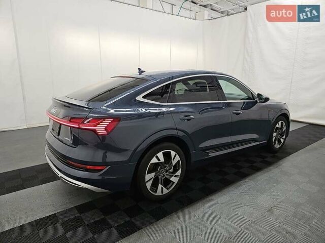 Синий Ауди E-Tron, объемом двигателя 0 л и пробегом 7 тыс. км за 25000 $, фото 5 на Automoto.ua