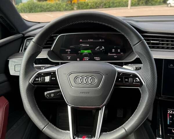 Синий Ауди E-Tron, объемом двигателя 0 л и пробегом 14 тыс. км за 61900 $, фото 7 на Automoto.ua