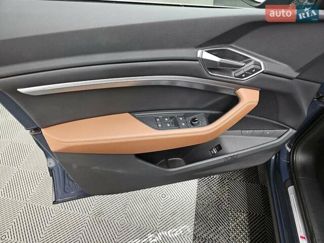 Синий Ауди E-Tron, объемом двигателя 0 л и пробегом 7 тыс. км за 25000 $, фото 13 на Automoto.ua