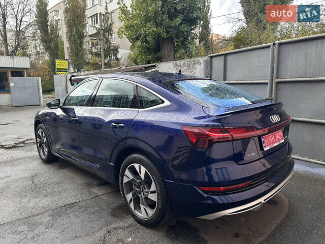 Синий Ауди E-Tron, объемом двигателя 0 л и пробегом 27 тыс. км за 49900 $, фото 3 на Automoto.ua