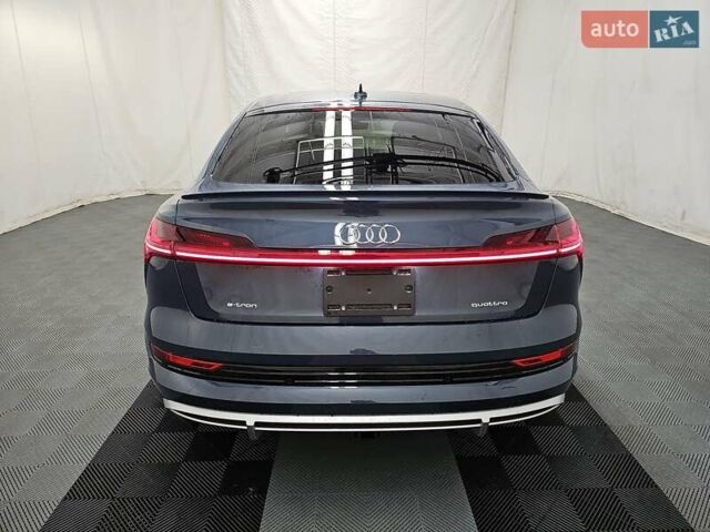 Синий Ауди E-Tron, объемом двигателя 0 л и пробегом 7 тыс. км за 25000 $, фото 4 на Automoto.ua