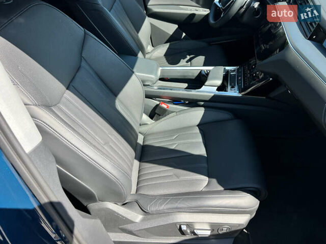 Синій Ауді E-Tron, об'ємом двигуна 0 л та пробігом 31 тис. км за 41870 $, фото 47 на Automoto.ua