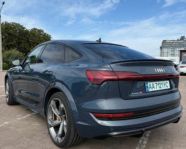 Синий Ауди E-Tron, объемом двигателя 0 л и пробегом 14 тыс. км за 61900 $, фото 4 на Automoto.ua