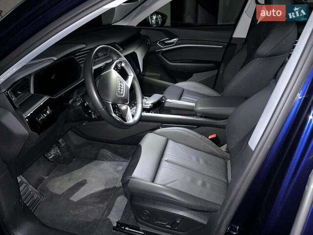 Синий Ауди E-Tron, объемом двигателя 0 л и пробегом 27 тыс. км за 49900 $, фото 6 на Automoto.ua