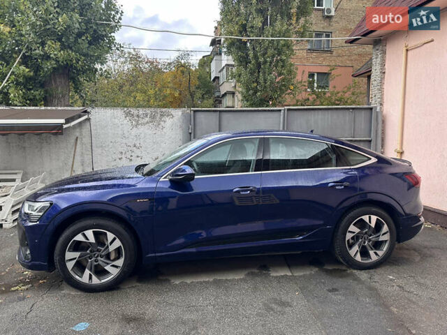 Синий Ауди E-Tron, объемом двигателя 0 л и пробегом 27 тыс. км за 49900 $, фото 4 на Automoto.ua